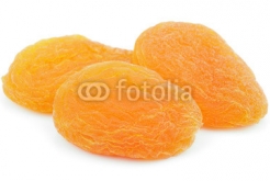 Dried_apricot_fruits_on_white.jpg